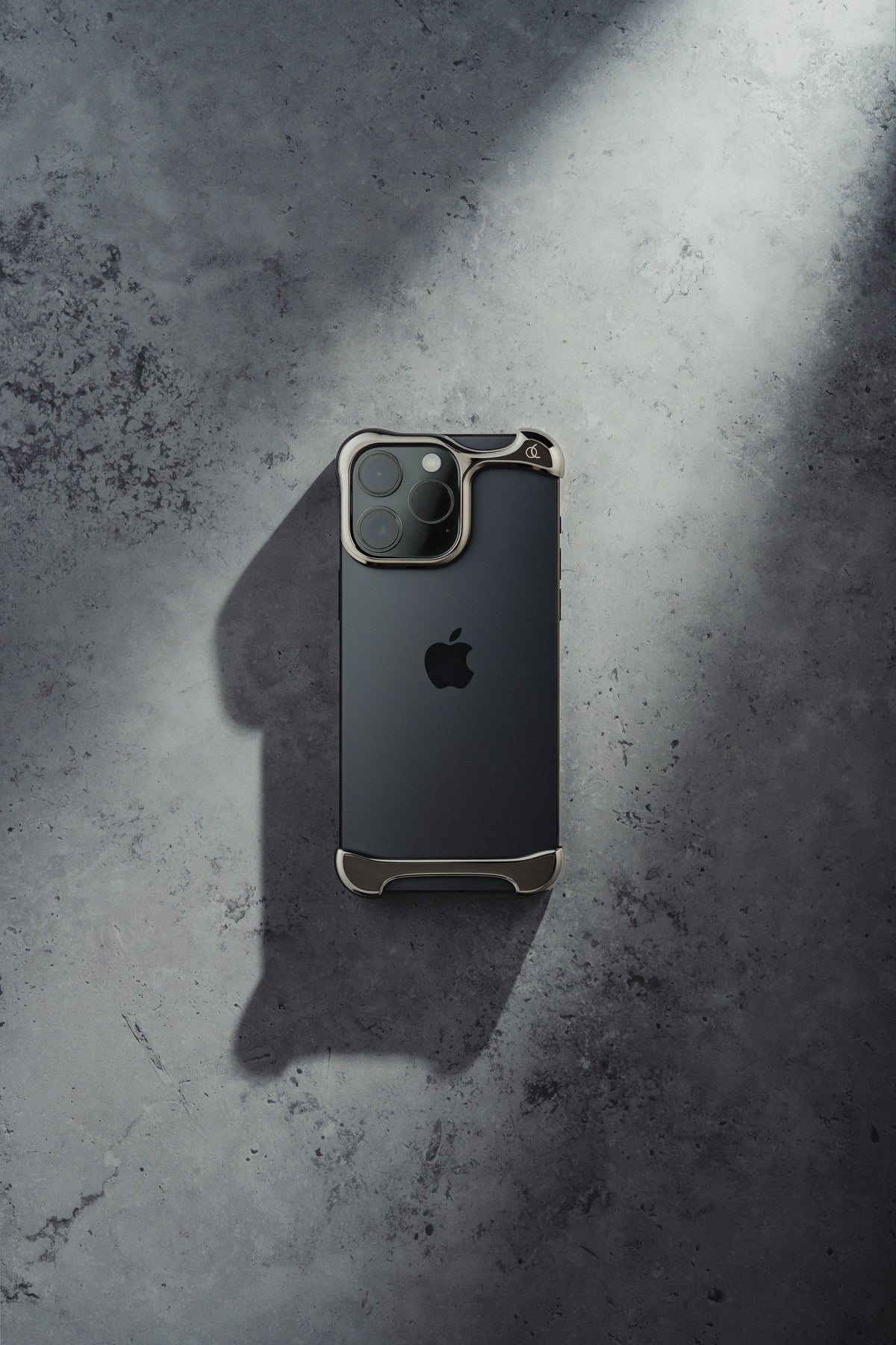 Arc Pulse for iPhone 16 Pro