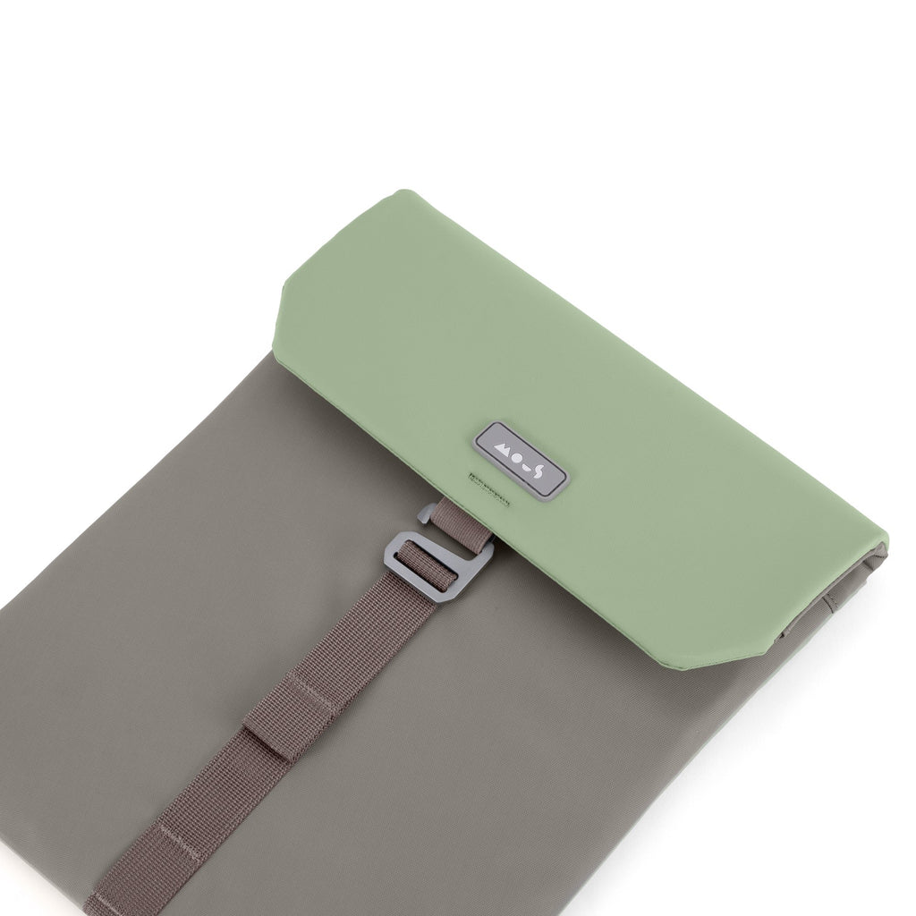 Sage Universal Sleeve